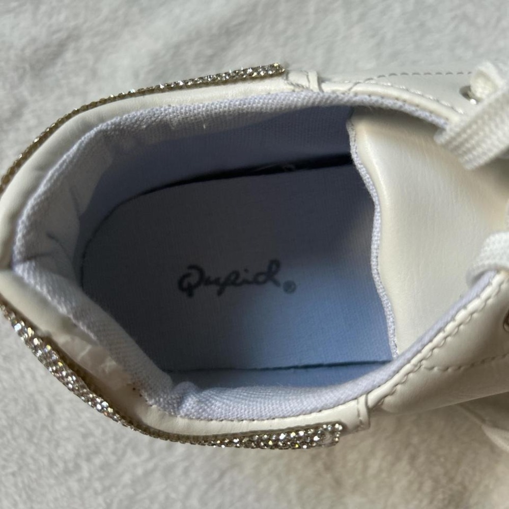 White Qupid trainers with silver embellishments Women's 8 Brand New - Picture 4 of 6